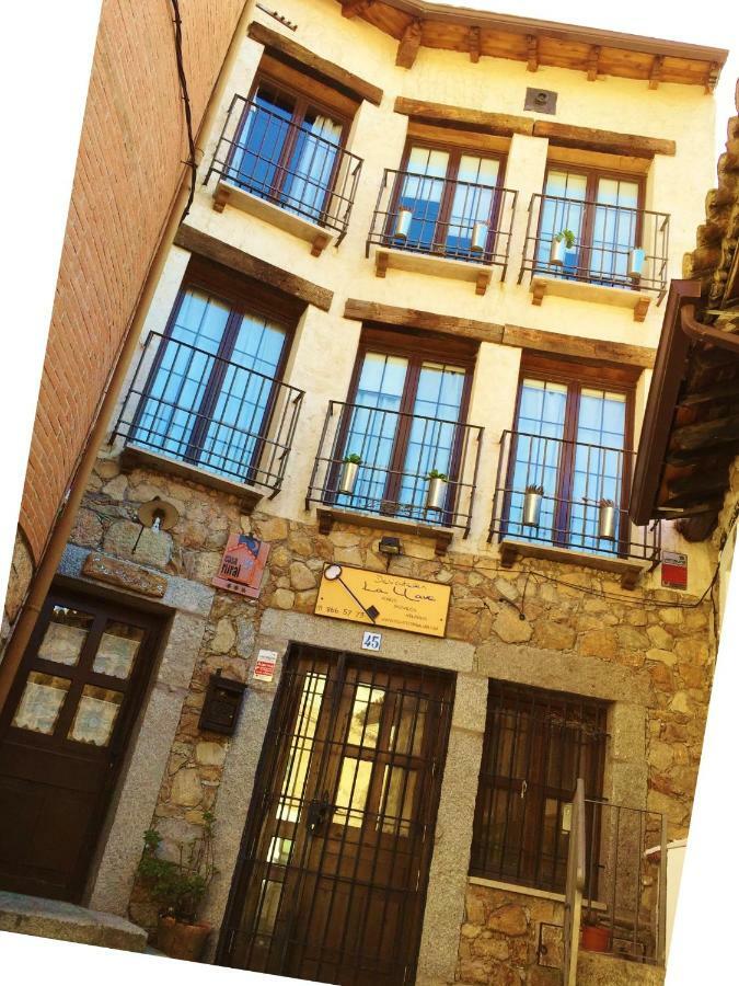 Casa Rebollares I Guest House Piedralaves Eksteriør bilde